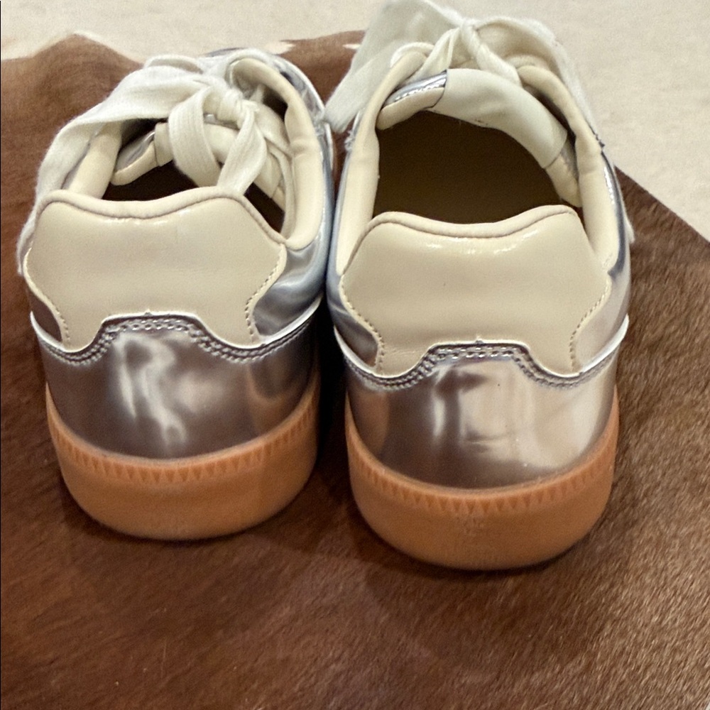 Steve Madden Silver Women's Sneakers - Picture 4 of 5